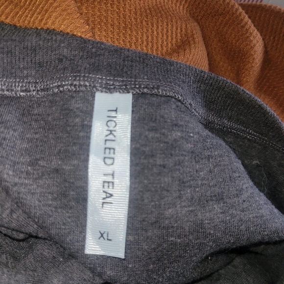 Tickled Teal Colorblock Gray and Copper Sweater XL - Picture 6 of 6